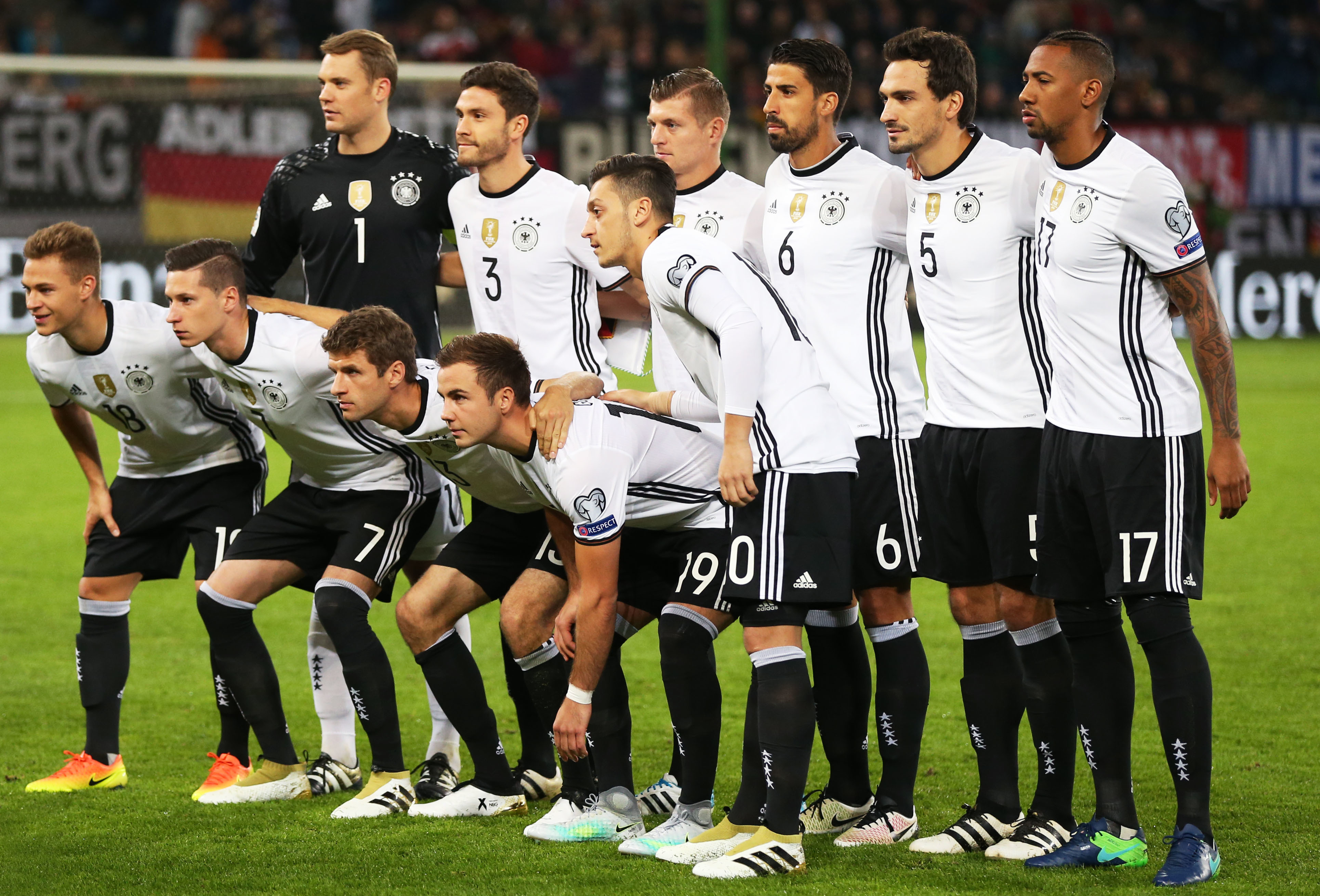 美媒排21世纪前25年的一二三阵：库科詹邓约一阵 炮韦杜字鲨二阵