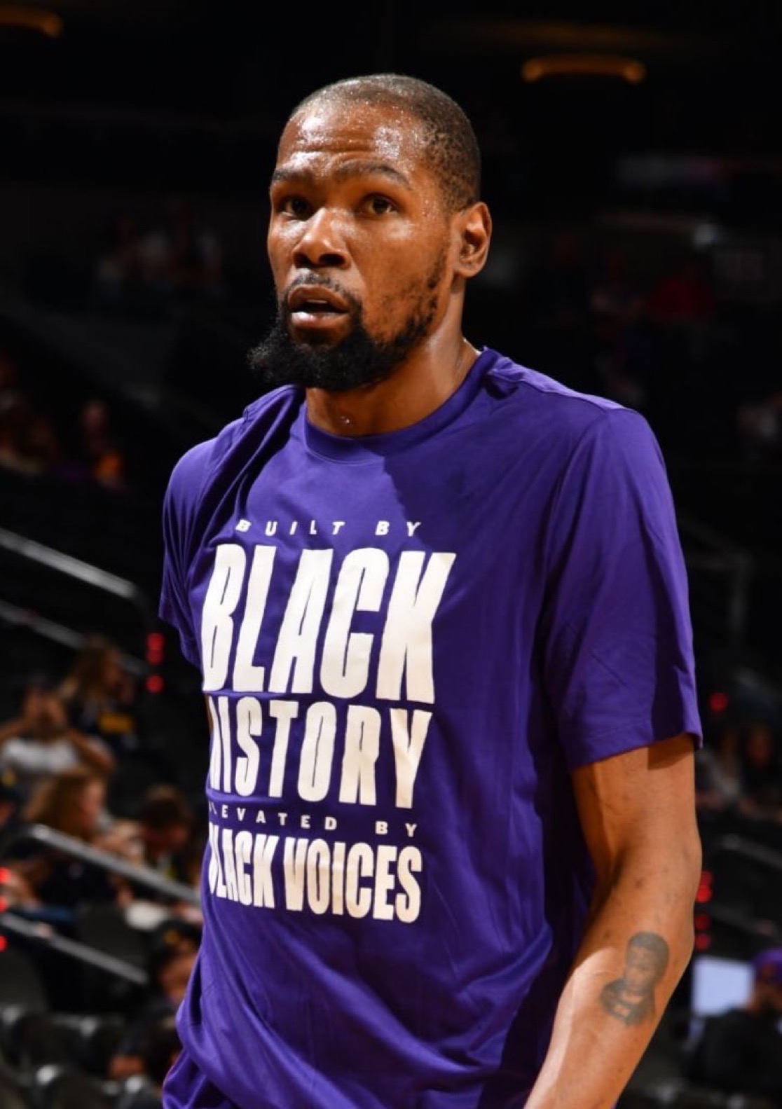 年轻力量正 年轻力量正