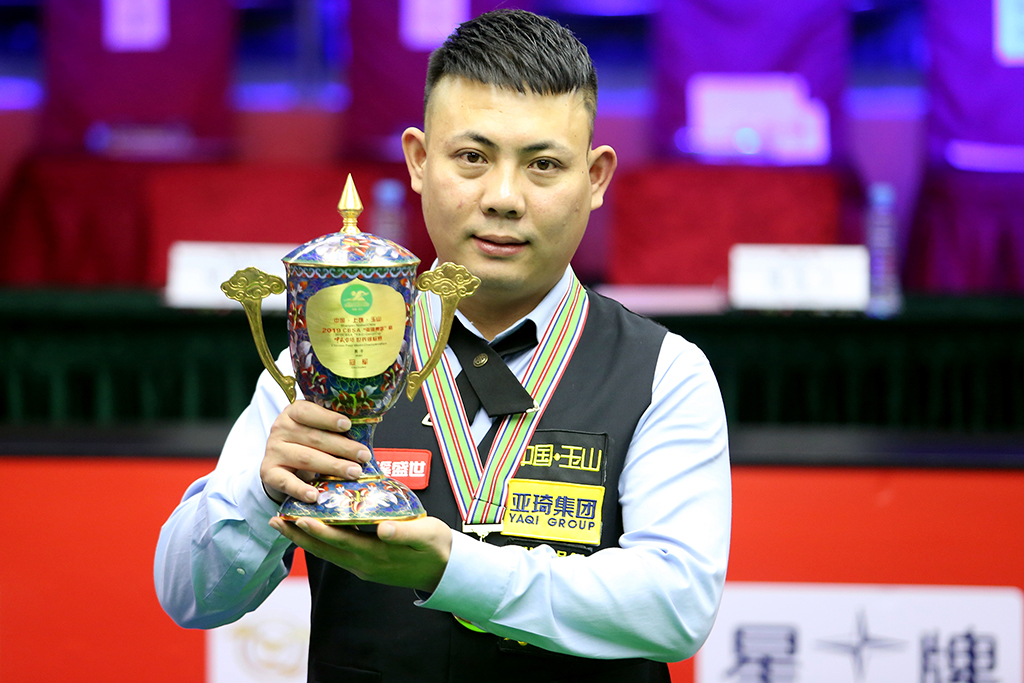 前场逼抢更 前场逼抢更