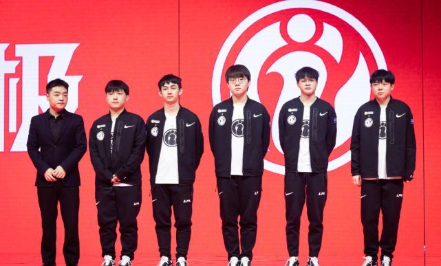 人队以一种 人队以一种